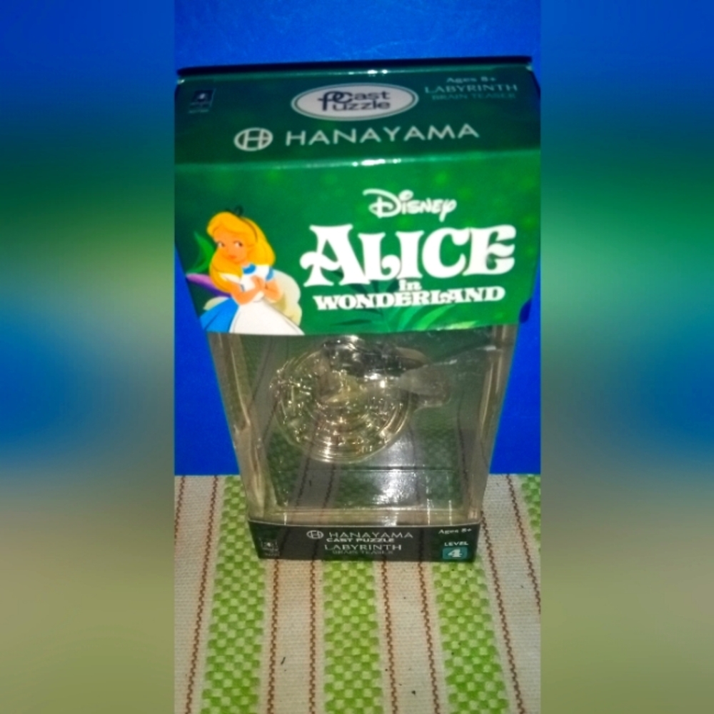 NIB - Limited Addition& Alice in wonderland Fidget